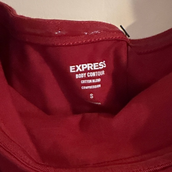 New whithtag Express Bold Red Puff Sleeve Bodysuit - Picture 4 of 8